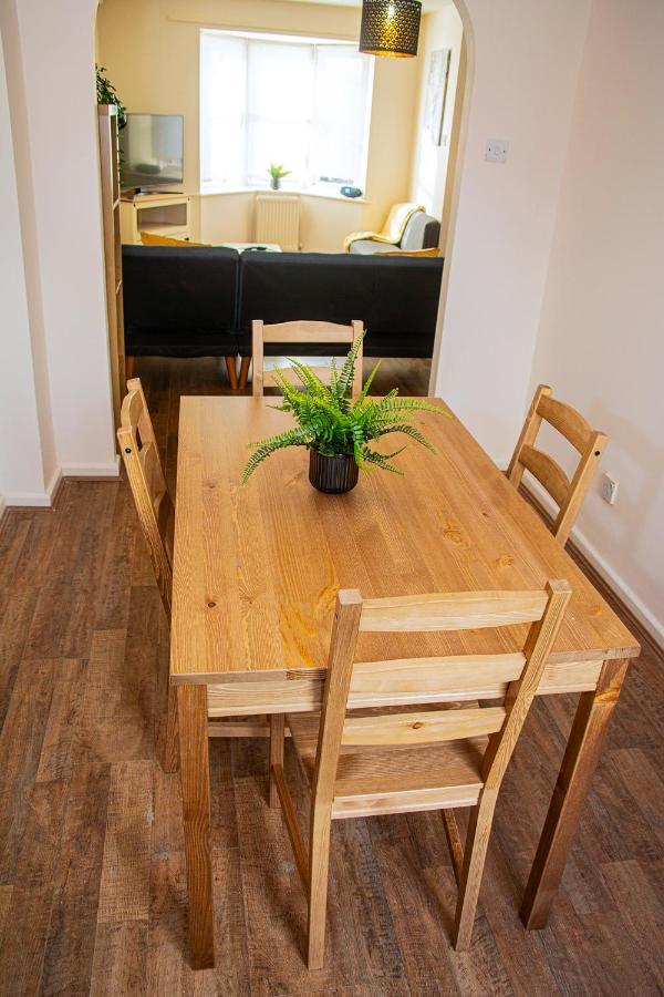 Cosy 3-Bed Home Close To City Centre Manchester Exterior photo