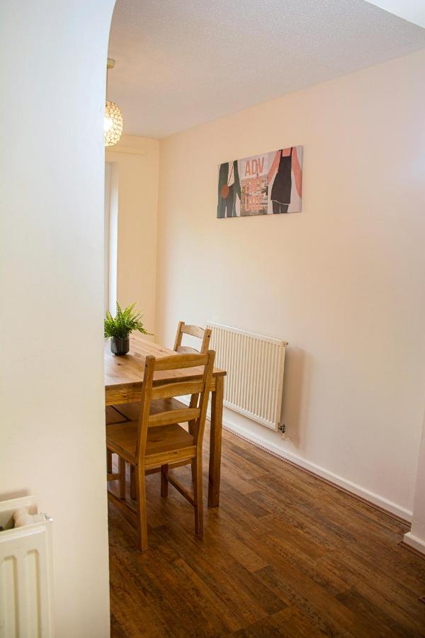 Cosy 3-Bed Home Close To City Centre Manchester Exterior photo